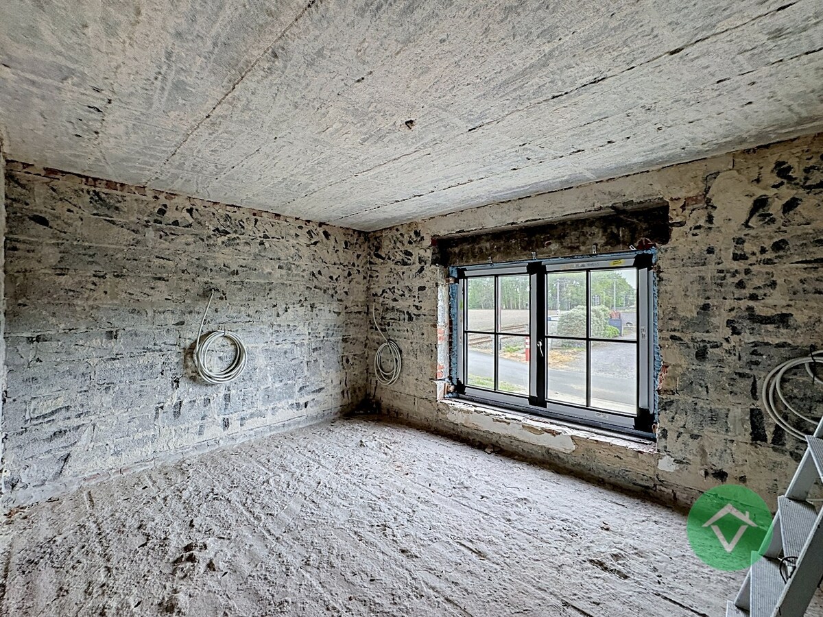 Alleenstaande statige woning met tuin te Veldegem 