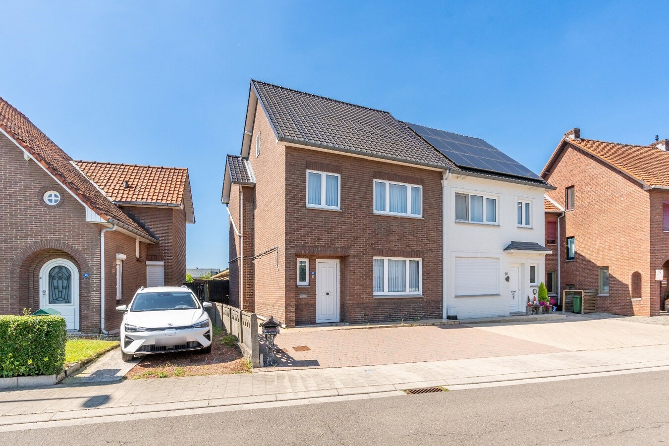 Ruime woning drie slaapkamers 