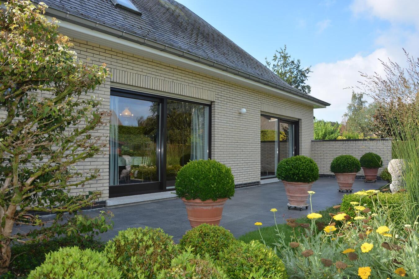Bijzondere villa op exclusieve ligging 