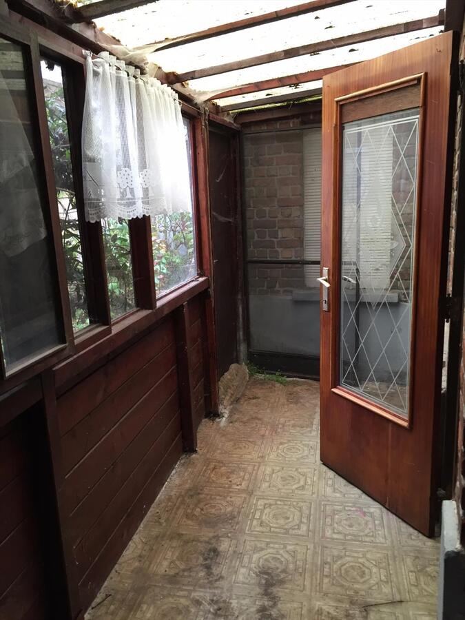 TE RENOVEREN WONING MET TUIN TE ZANDVOORDE 