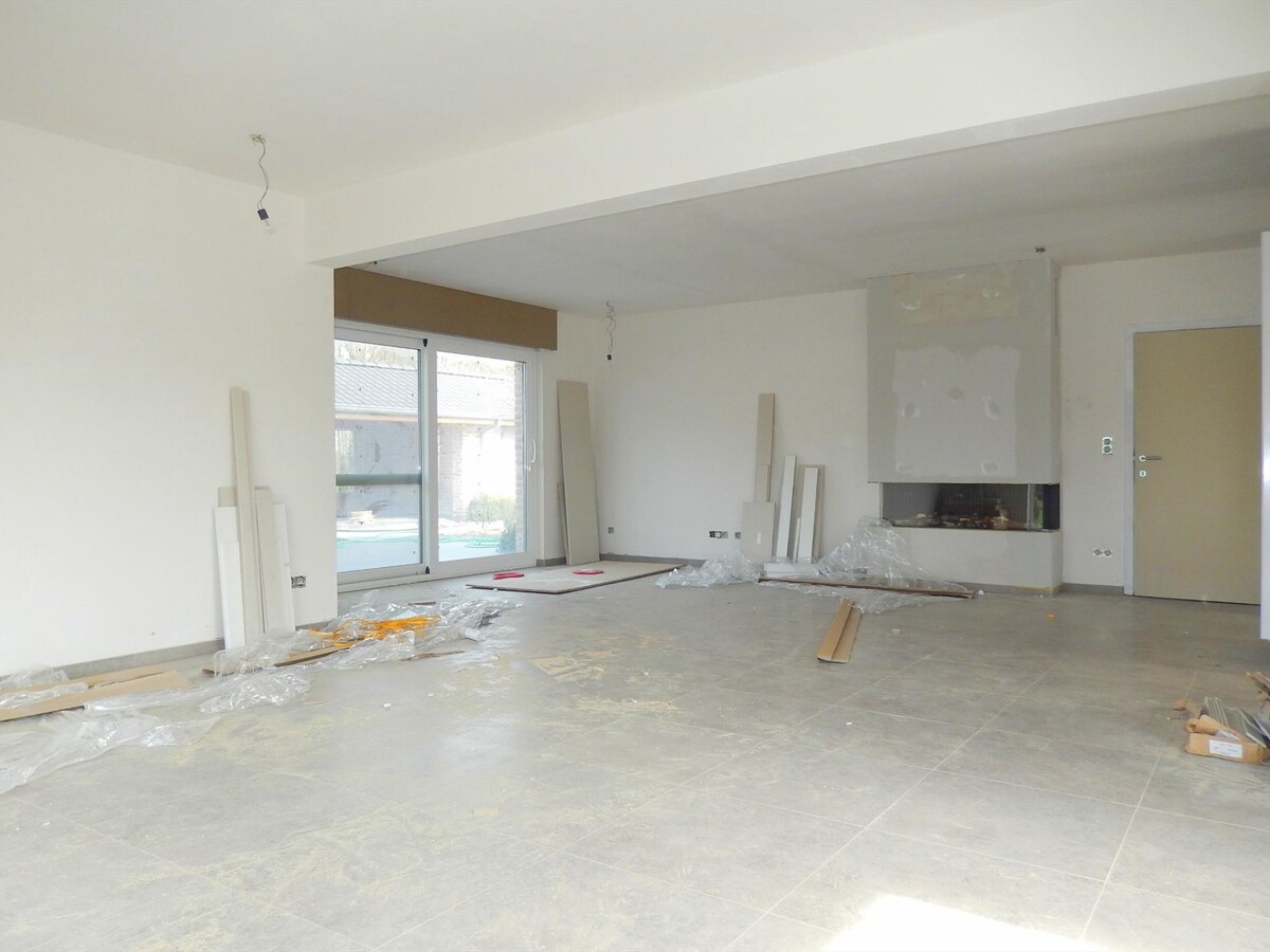 Uniek moderne nieuwbouwvilla met 4 slaapkamers 