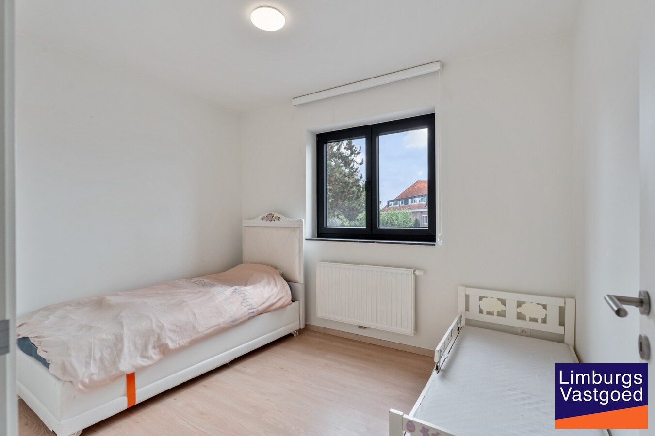 Appartement (80m²), 2 slpk, 2 ruime terrassen, autostaanplaats + kelderberging 