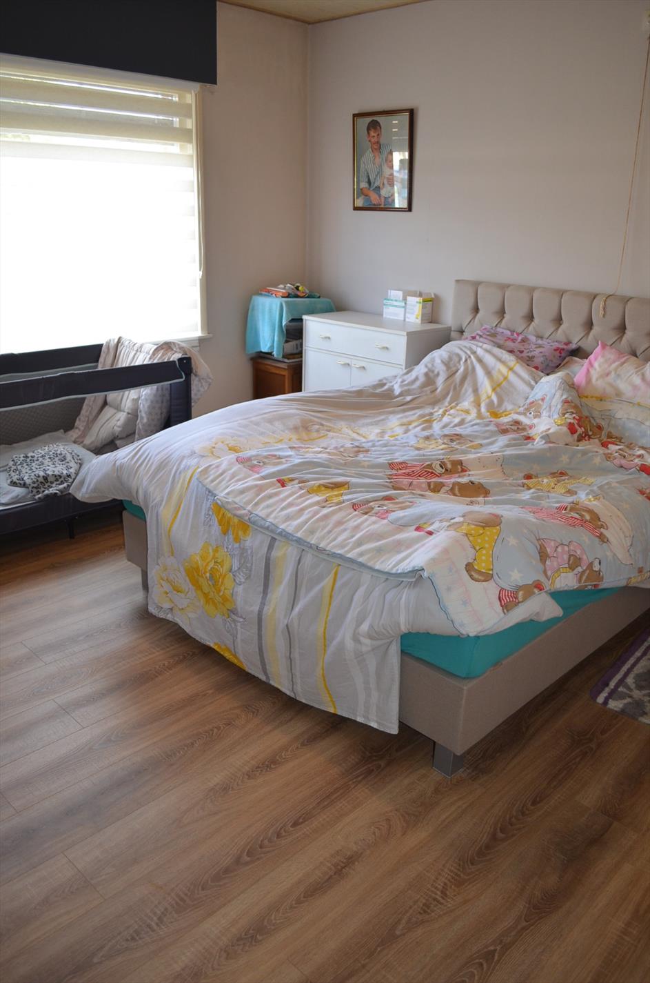 Gerenoveerde bungalow met 3 slpks en garage te Adegem 