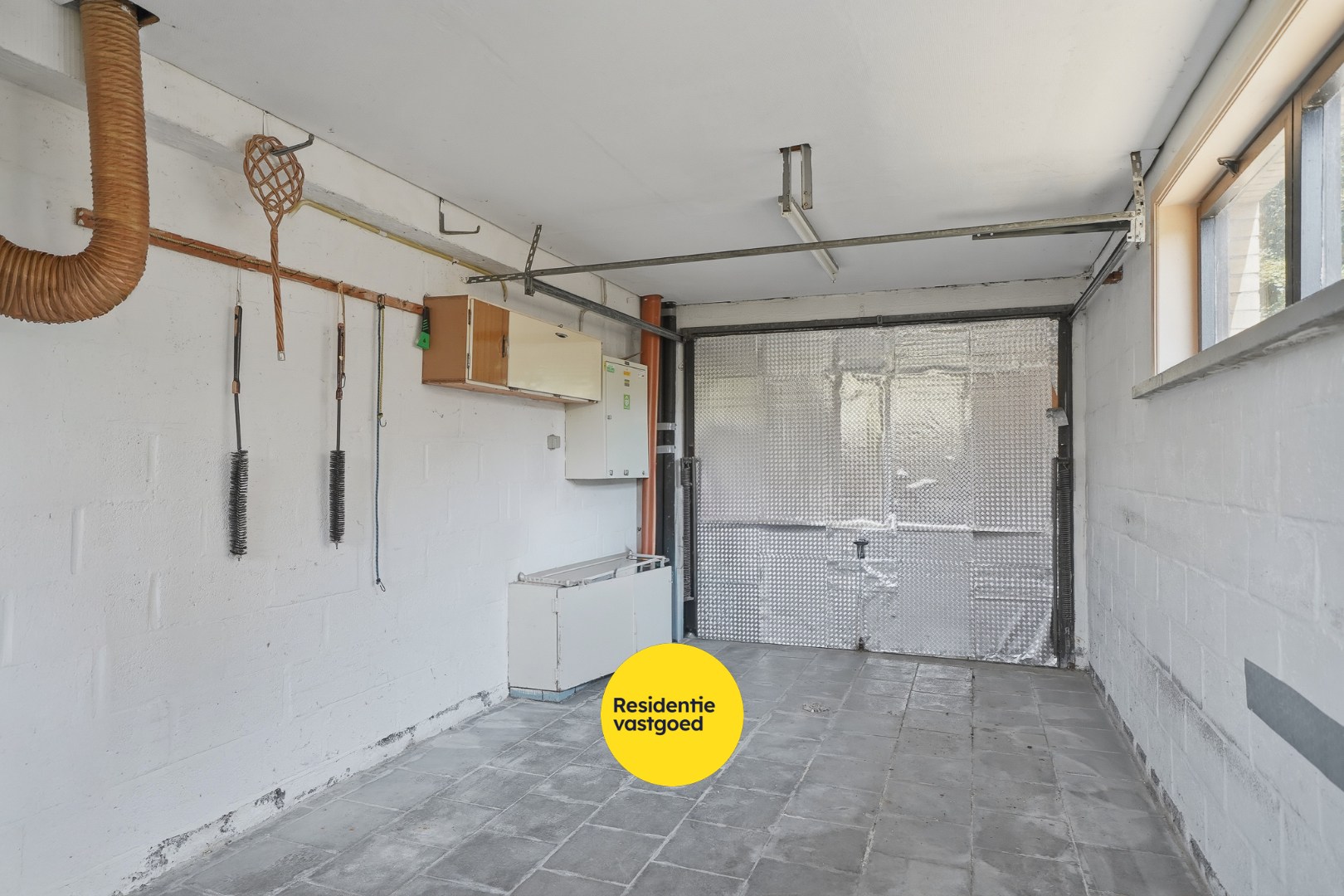 Renovatiewoning met 3 slpks, garage en zonnige tuin 