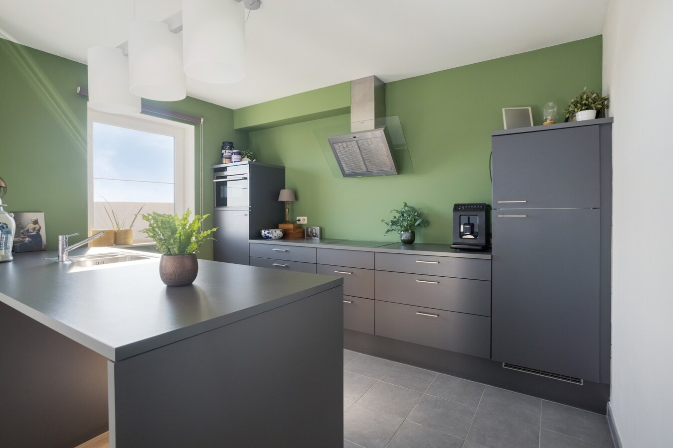 Prachtig appartement met zonnig terras en garage te Duffel 