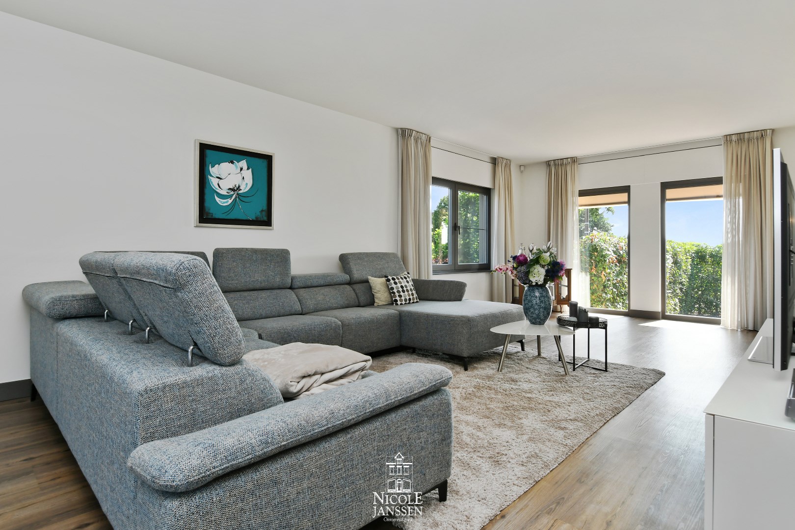 Er is overal vloerverwarming aanwezig op het gelijkvloers