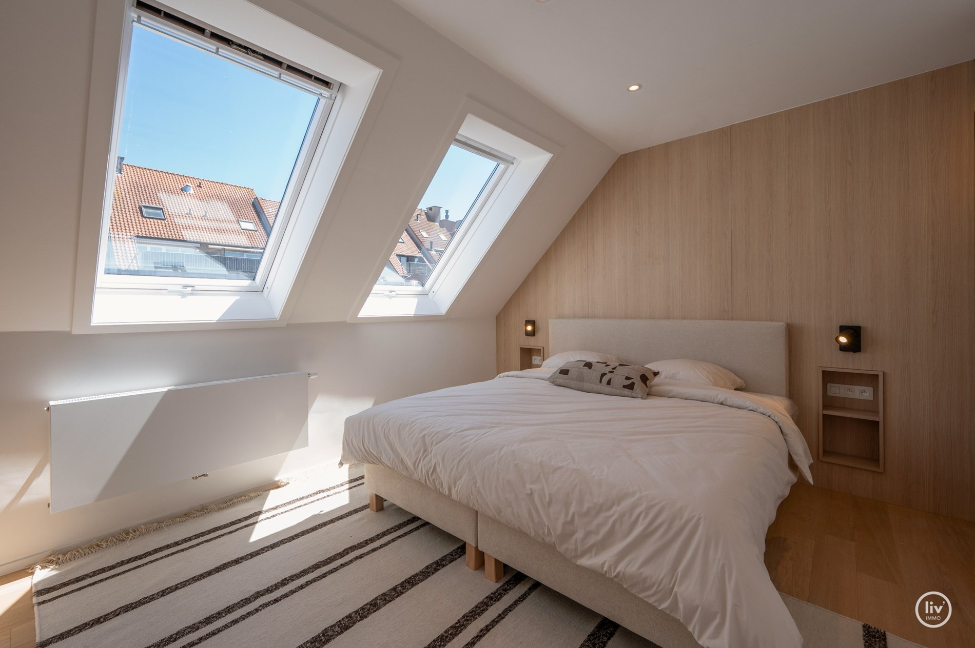 Prachtige ruime duplex (216 m2) top gerenoveerd gelegen op de Leopoldlaan te Knokke. 