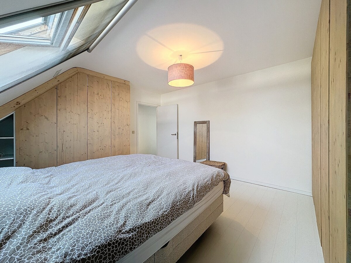 Op en top afgewerkte, energiezuinige gezinswoning (2013) te Velzeke 