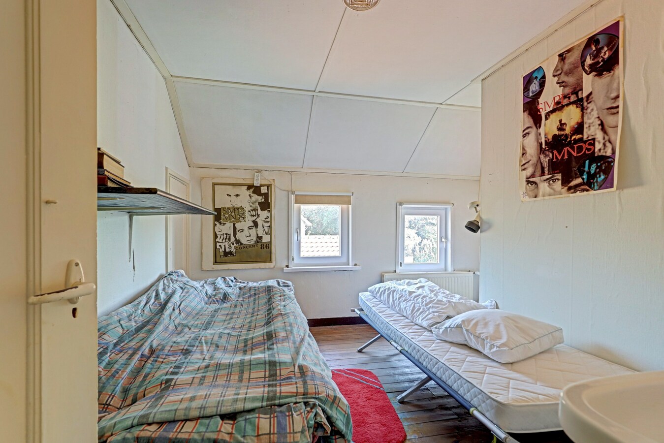 Vrijstaande woning met vijf slaapkamers, garage en royale tuin 