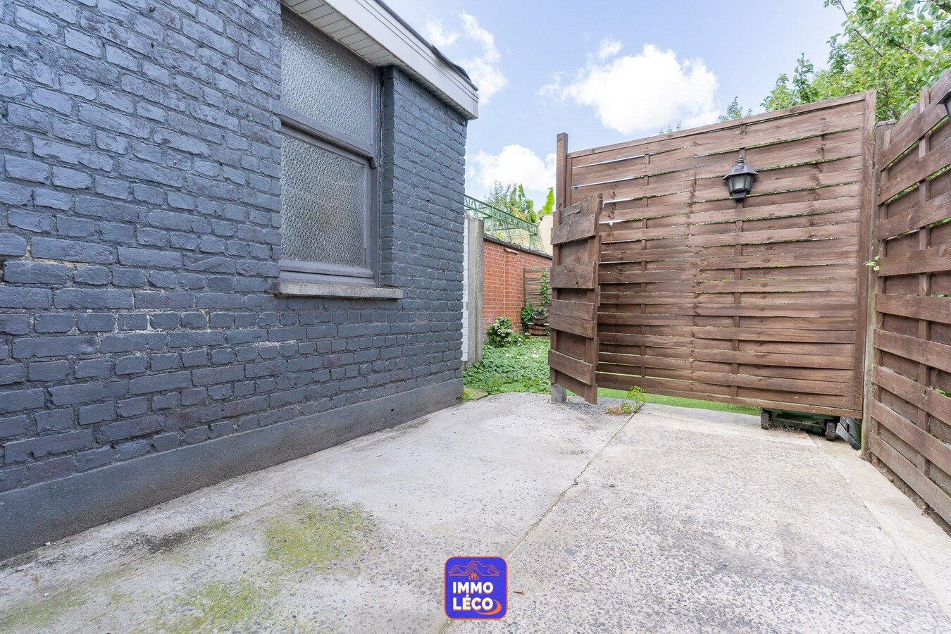 Maison offrant de beaux volumes avec jardin, plein centre-ville ! 