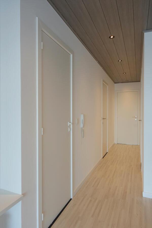 Vernieuwd appartement met zicht op jachthaven 