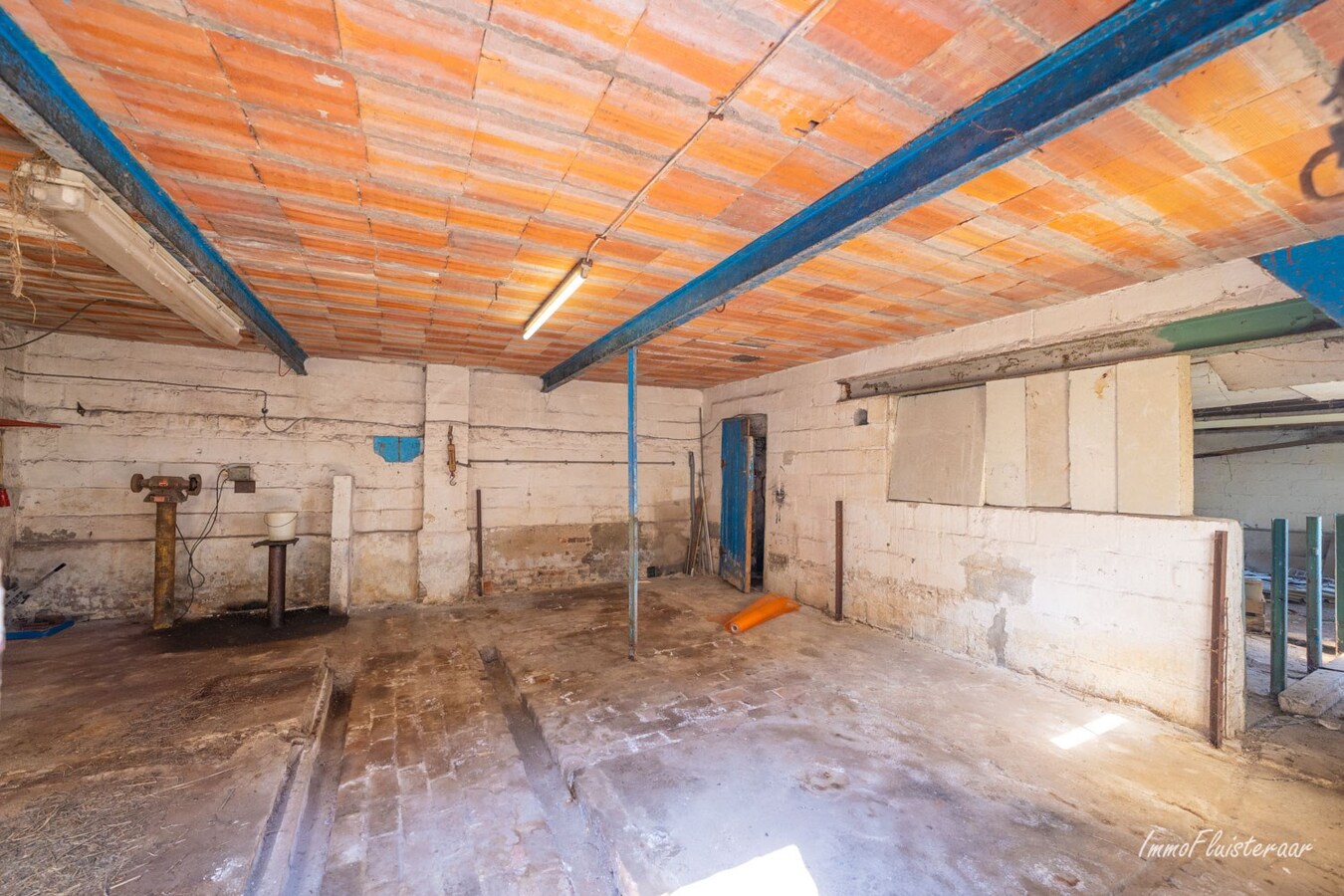 Ferme carrée à rénover sur environ 60 ares à Borlo (Gingelom) 