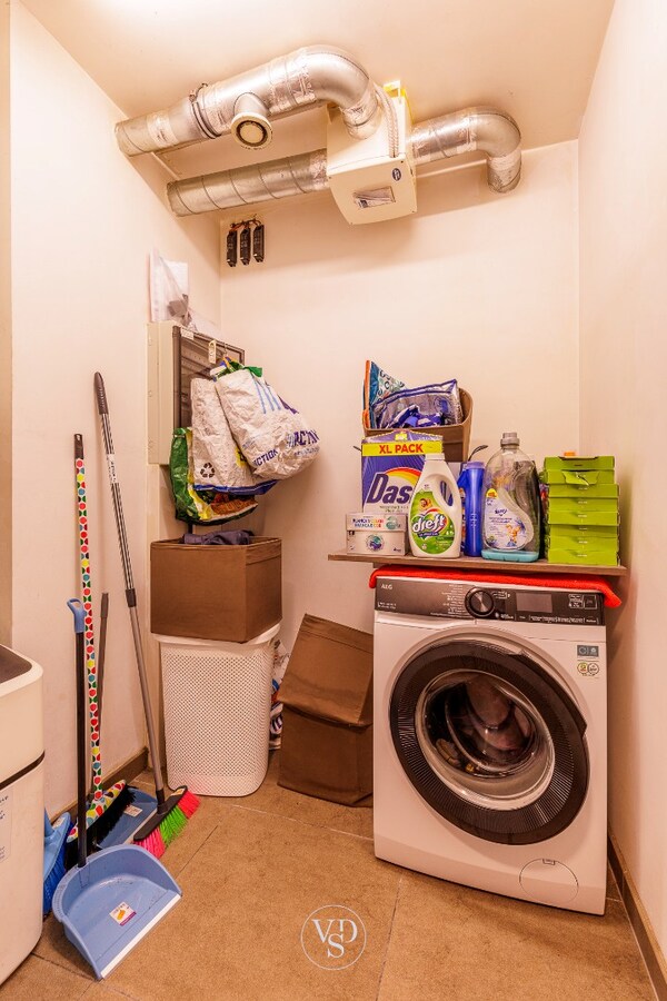 Instapklaar en lichtrijk gelijkvloers appartement 