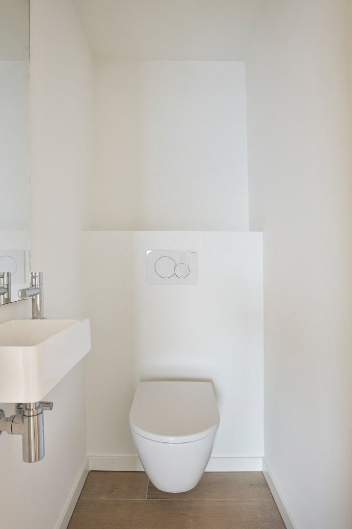 Recent en energiezuinig dakappartement met 2 slpk. in Geel-centrum 