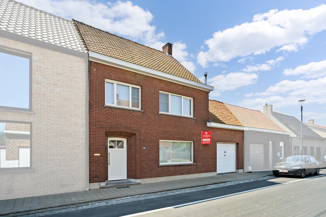 Centraal gelegen woning op uiterst ruim perceel van 1784 m² 