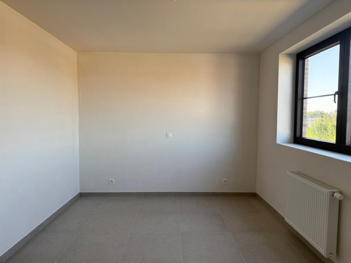 Instapklare nieuwe woning in een rustige woonwijk 