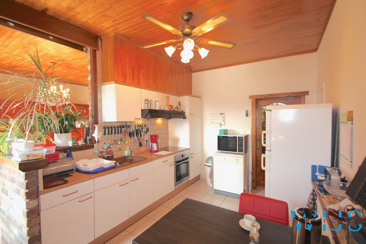 Zeer ruim woonhuis op een ideaal perceel te ADEGEM ! 