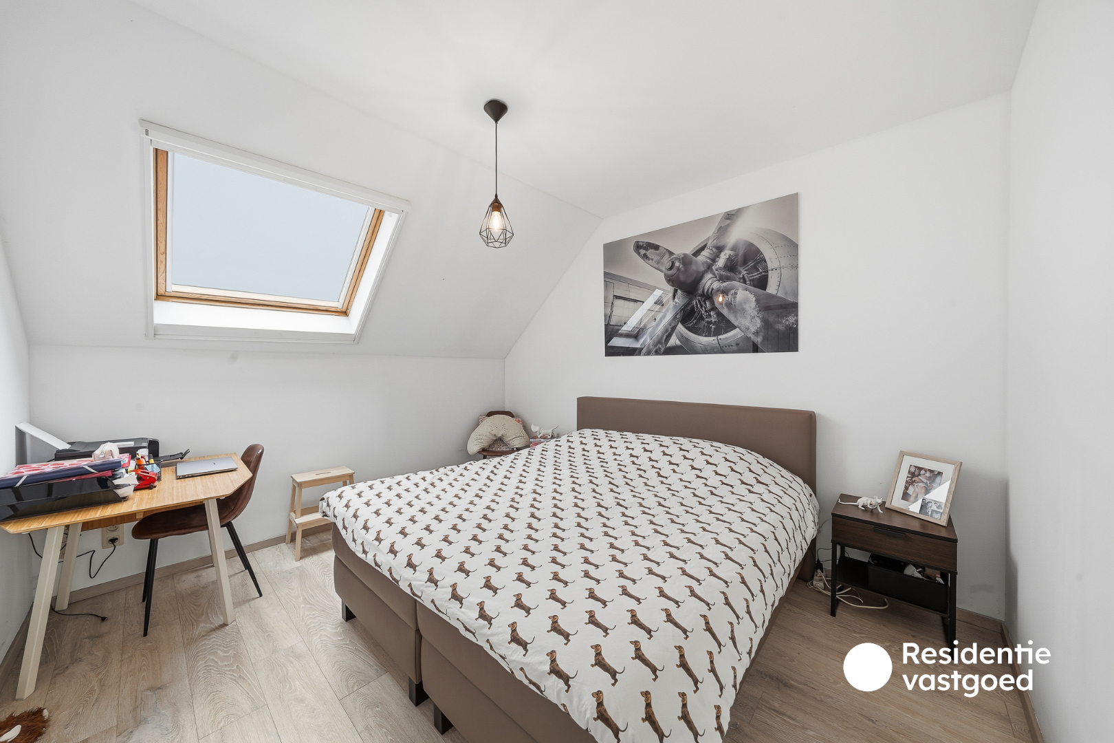 Karaktervolle en instapklare gezinswoning met vier slaapkamers 
