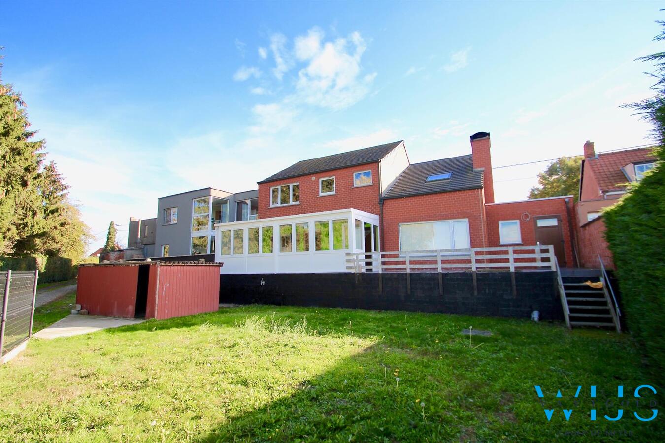 Tof ruim woonhuis met schitterend uitzicht ! 