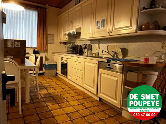 Handelsruimte met opslagplaats 