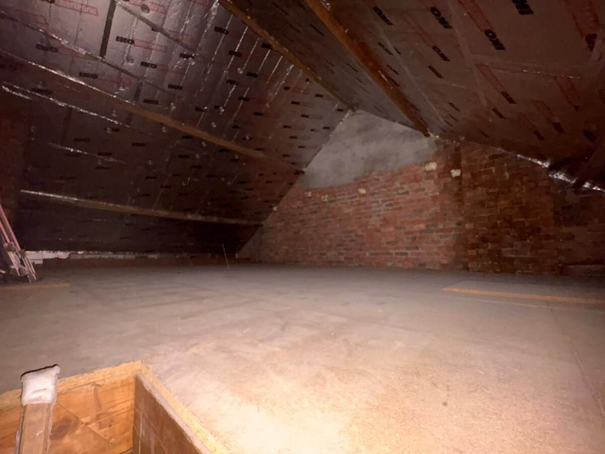 Woning met 2 slaapkamers en garage te Koekelare 