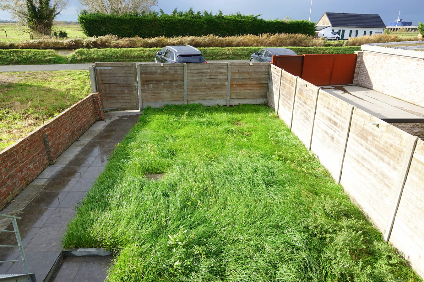 Vernieuwde woning aan het water 