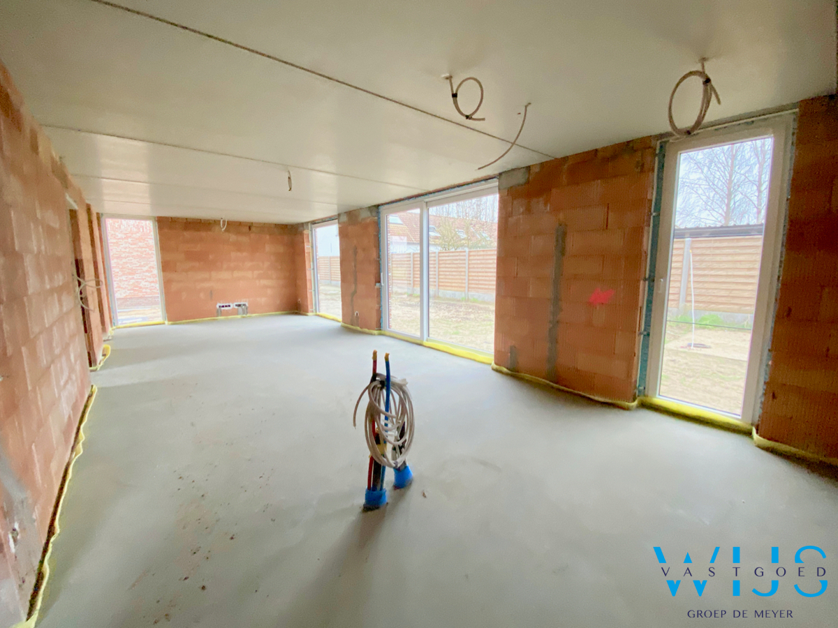 ULTRA ruime nieuwbouwwoning met 5 slaapkamers, 2 badkamers te RIEME/ERTVELDE  ! 