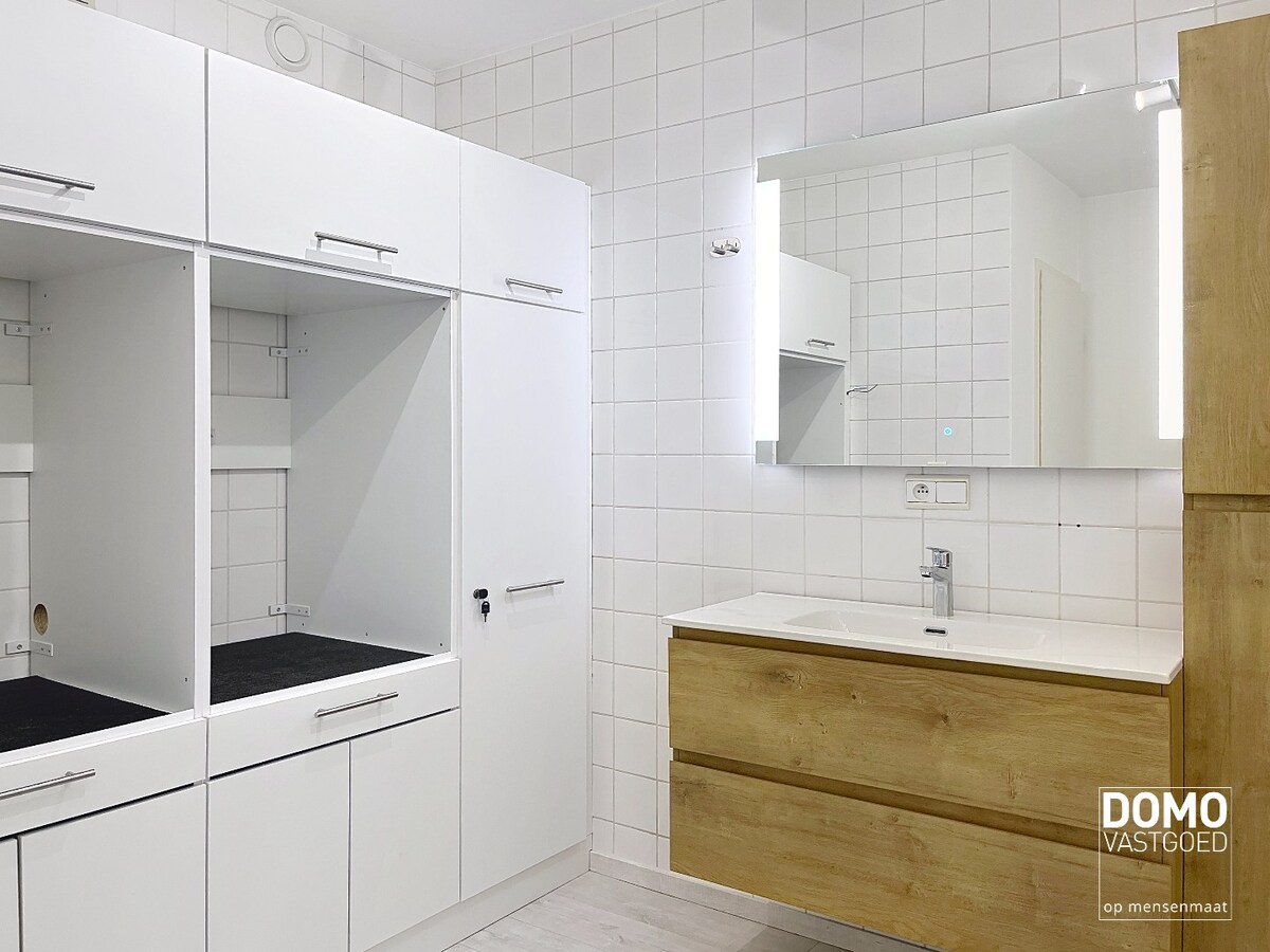 Gerenoveerd appartement in het centrum van Kuringen – 118m² - EPC label: C 
