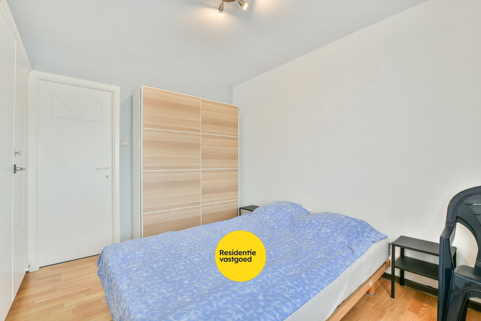 Eénslaapkamerappartement met terras, vlakbij strand en zee! 