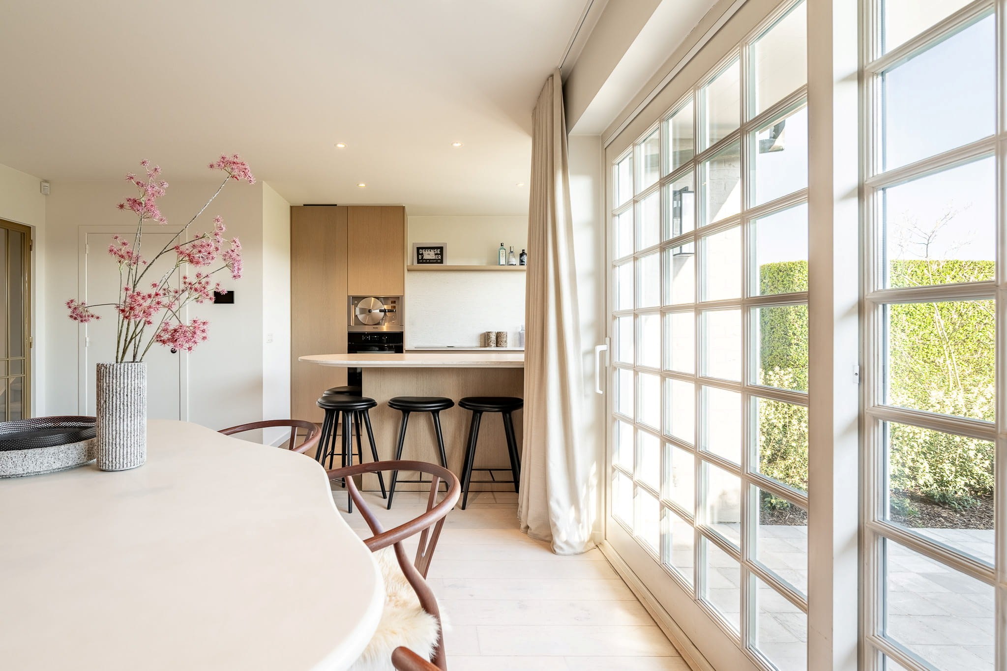 Maison récemment rénovée à vendre avec une vue magnifique sur les polders. 