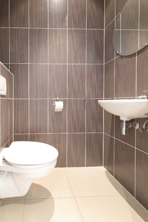 Gelijkvloers appartement met garagebox op uitstekende ligging 