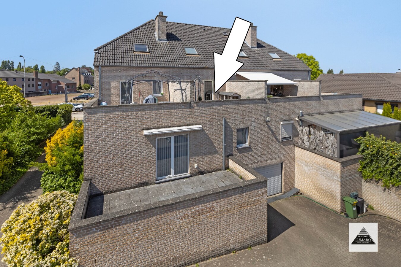Duplex appartement met groot terras (23 m²)  en garage 