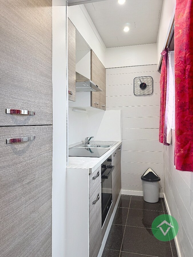 Bemeubelde studio met zicht op het Normandpark te Middelkerke 