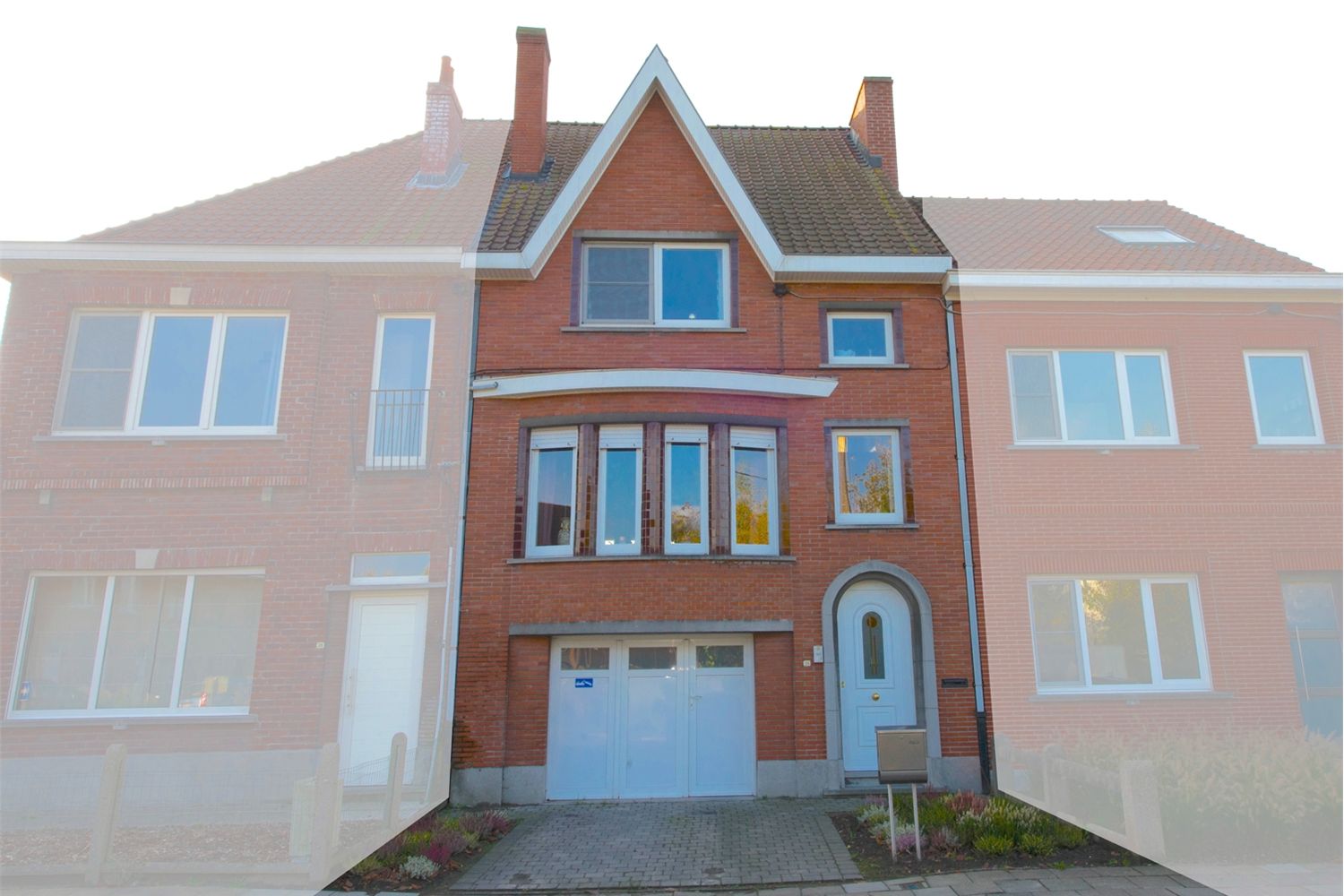 Ruime centraal gelegen Bel-etage 