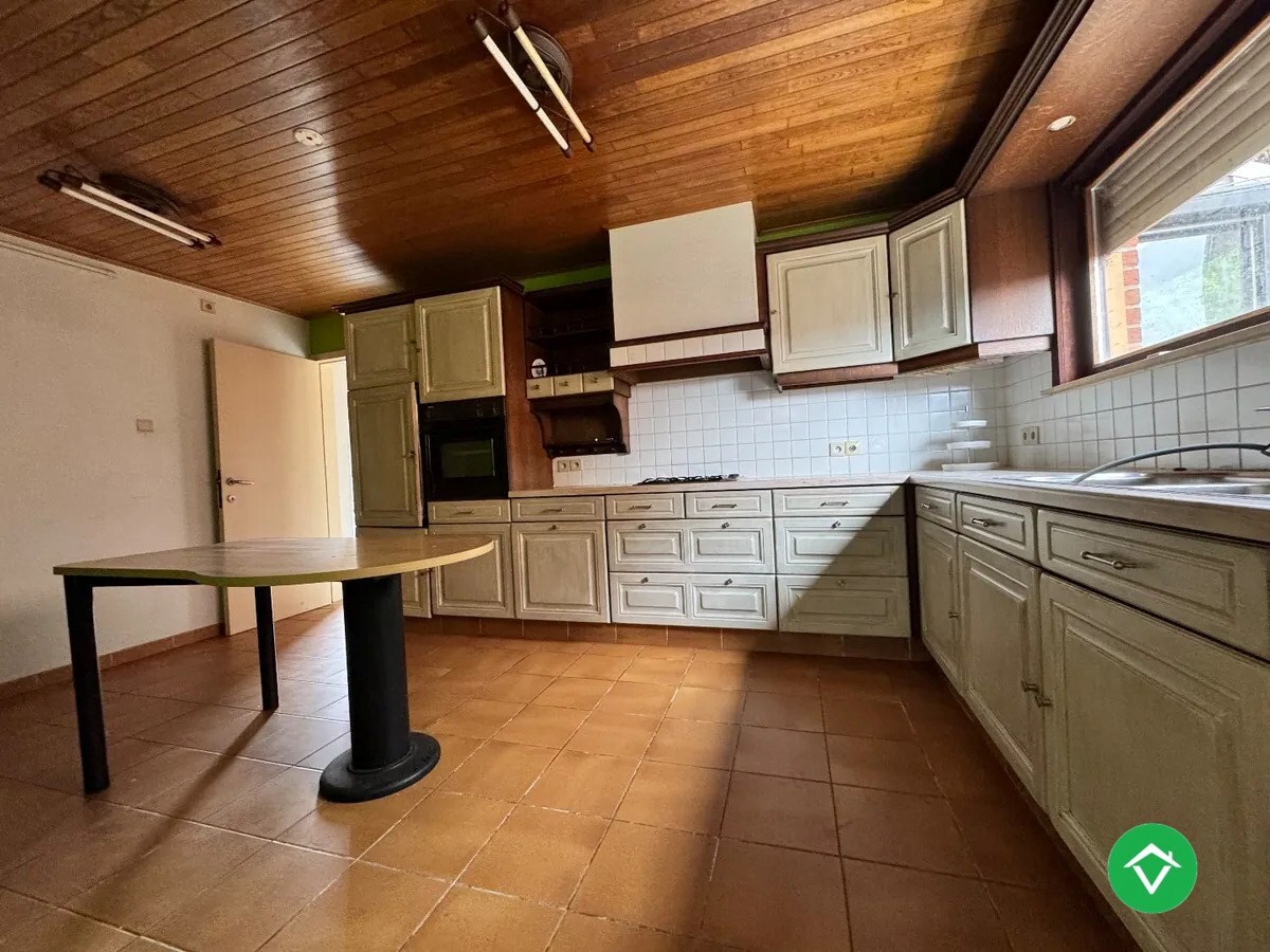 Alleenstaande woning met 3 slaapkamers en garage te Kortemark 