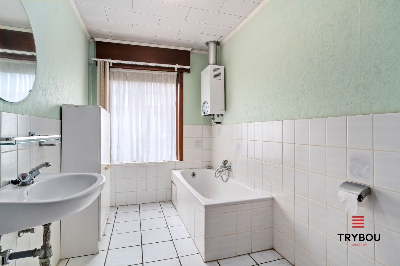 Ruime hoekwoning met 3 slaapkamers en garage te Poelkapelle 