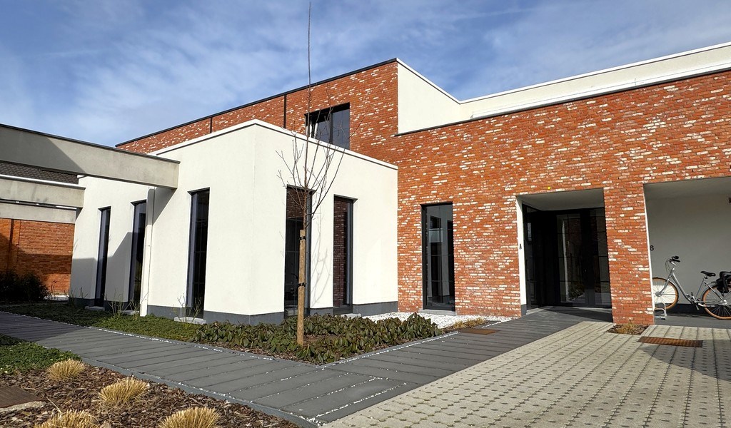 Nieuwbouw kantoor/praktijkruimte te koop vlakbij De Sterre in Gent