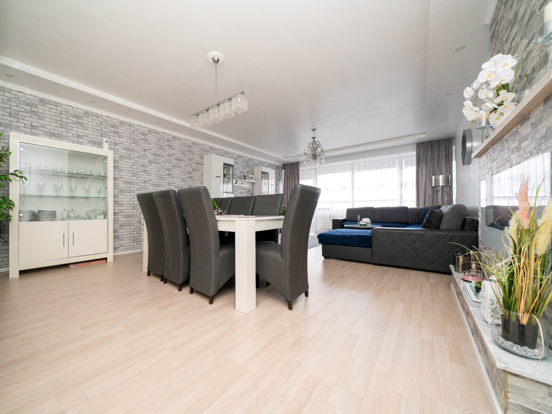 Gerenoveerd 2-kamer appartement met open zicht 