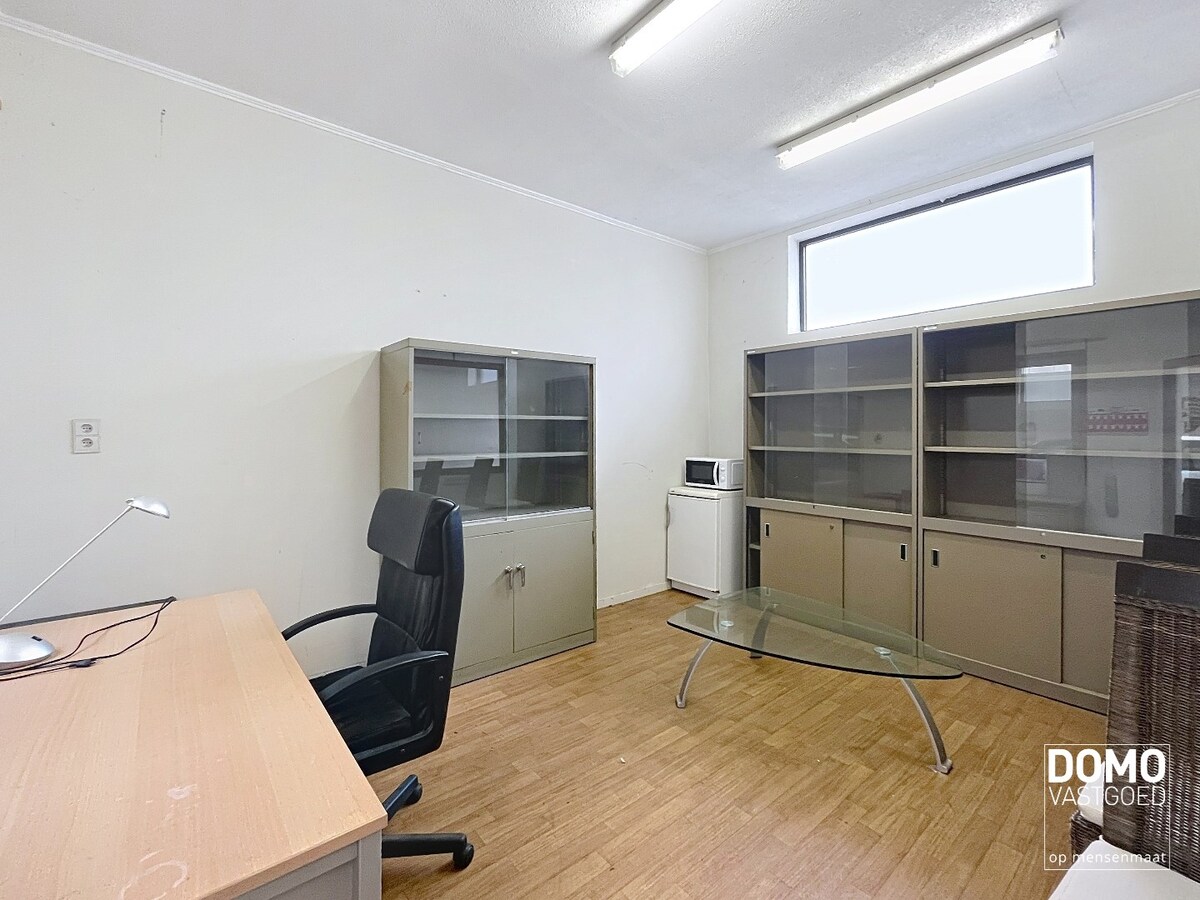 Multifunctionele ruimte rustig gelegen te Kuringen - 210m² 