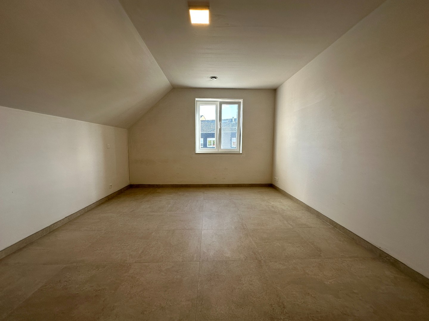 Perfect instapklare nieuwbouwwoning met 3 slpk en zonnig terras, Torhout 
