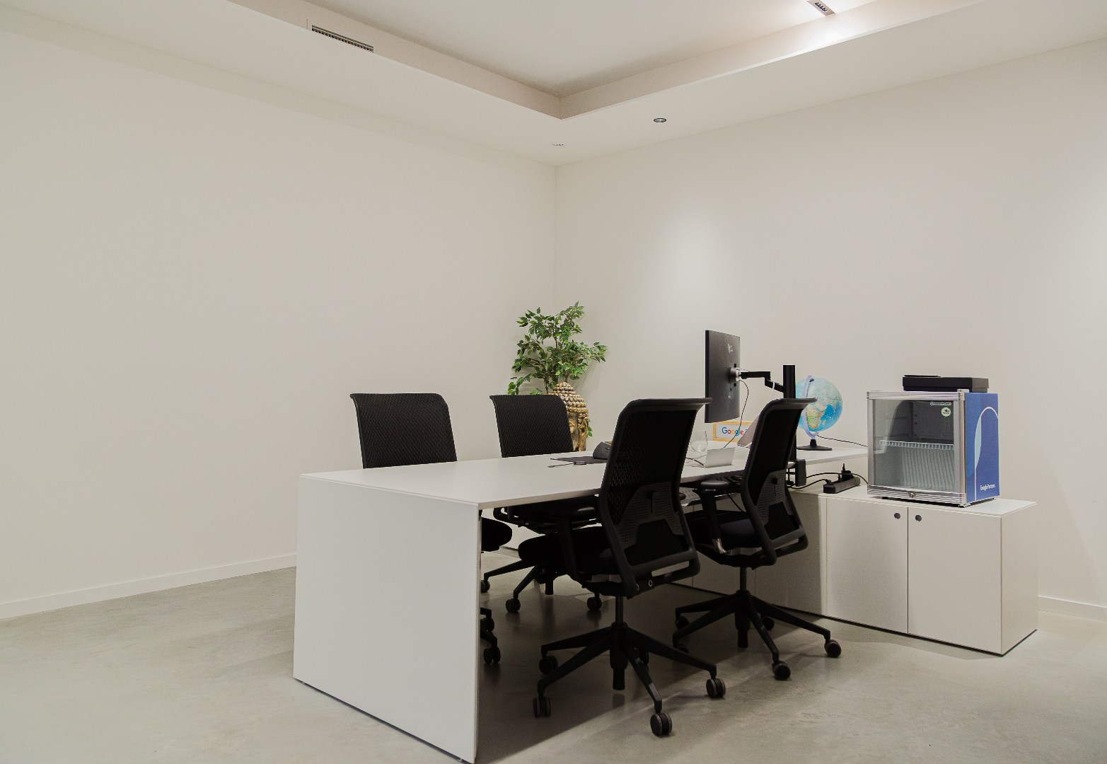 Kantoorgebouw op toplocatie 