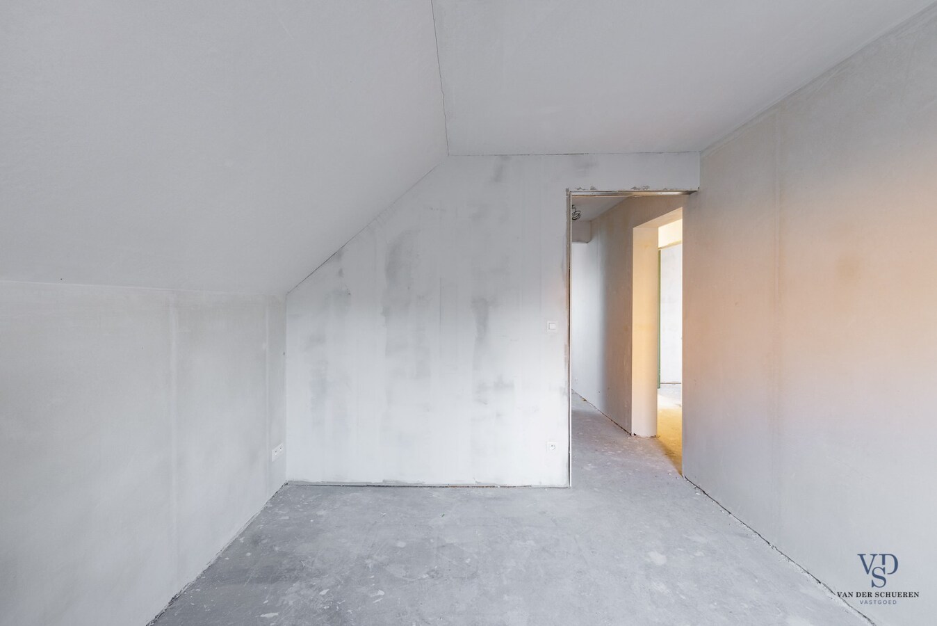 Gerenoveerde (stapel)woning met 3 slaapkamers 