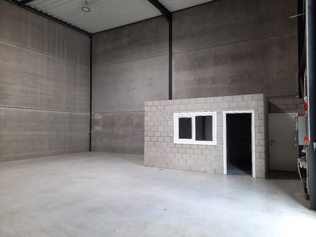 PARK AS: Splinternieuwe KMO-unit van 144 m² met flexibele invulling en professionele uitstraling. 