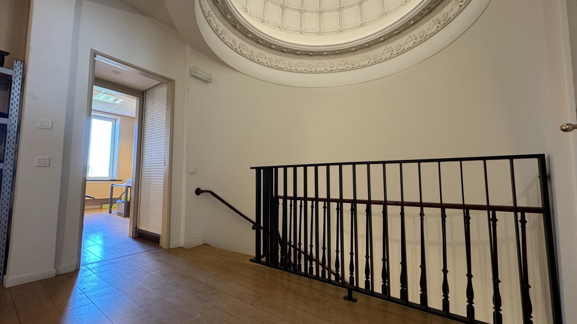 Kantoren te huur in riante herenwoning aan het Zuid in Gent