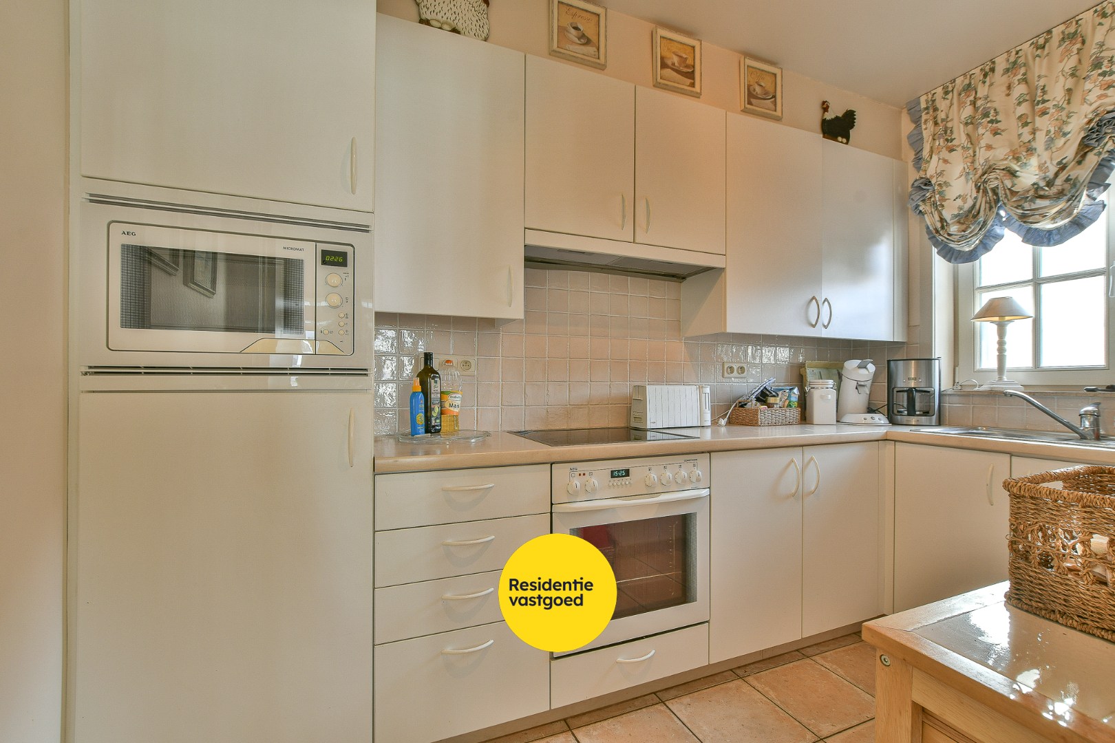 Exclusieve hoekwoning met zeezicht op topligging in de Concessie van De Haan, op 20 m van de zeedijk! 