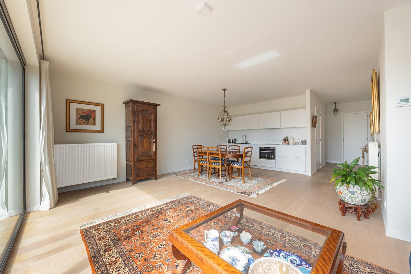 Recent energiezuinig appt. met zonnig terras te Oud-Berchem! 