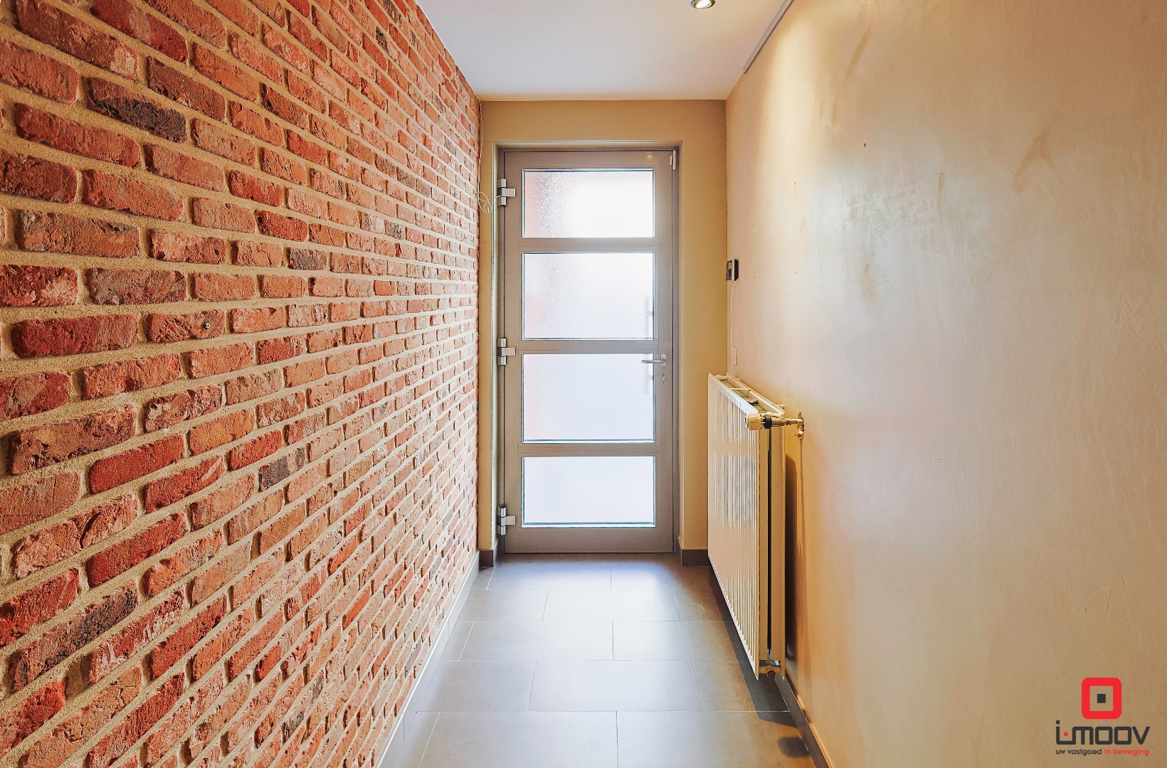 Bel-etagewoning met tuin, loods (450 m²) en tal van mogelijkheden 