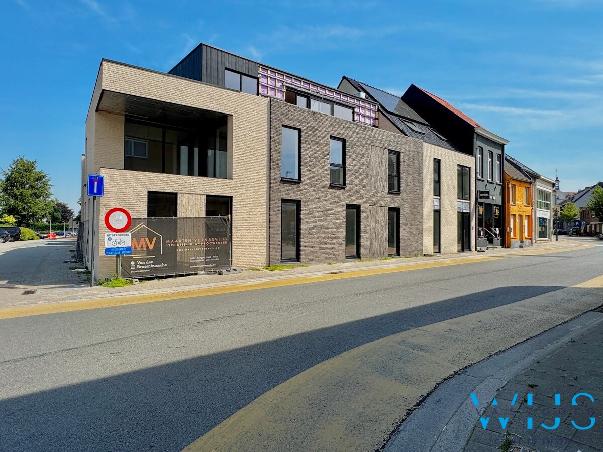 Ruim hoekappartement met 3 slaapkamers en terras 