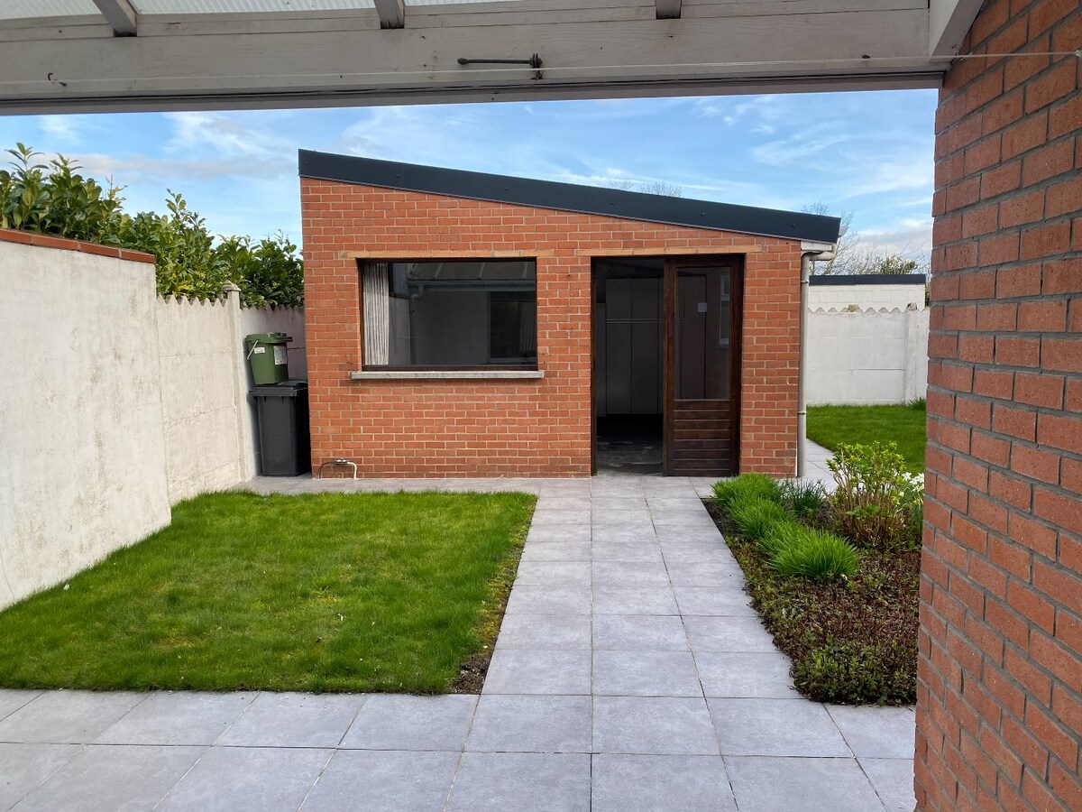 Centraal gelegen woning met 4 slaapkamers te Ieper 