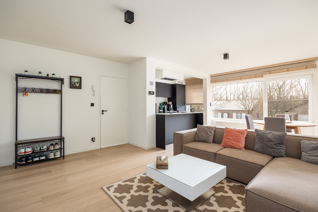 Volledig gerenoveerd appartement met 2 slpk te Edegem! 